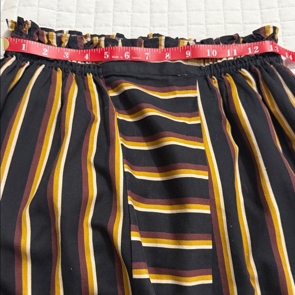 Cleobella Elegant Black and Gold Maxi Skirt - Picture 9 of 10